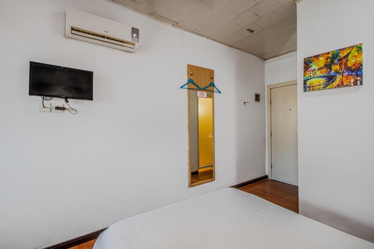 Suba Hotel Jakarta Bagian luar foto